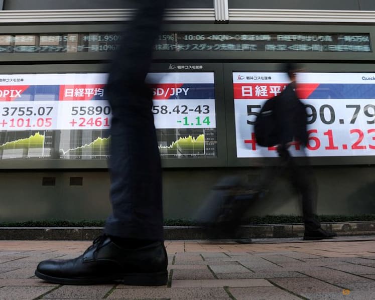 Asia bond outflows surge to four-year highs on inflation concerns 