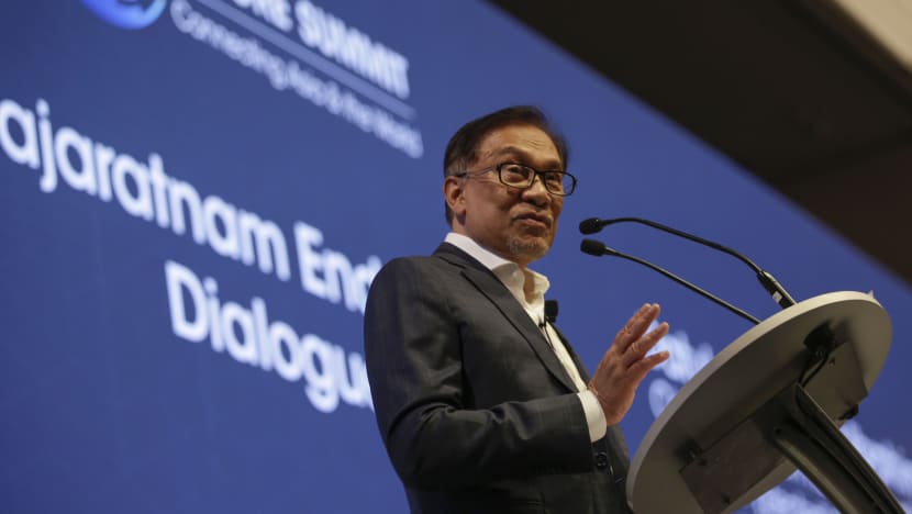 Malaysia, Singapore 'cannot fail' at maintaining 'strong' ties, says Anwar Ibrahim