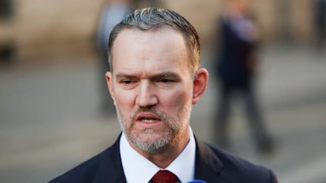 美贸易代表：会否加征额外100%关税 取决于中方态度