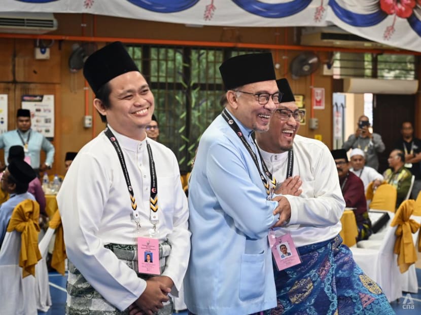 ‘He is risking his political career’: Anwar’s presence in Perak a boost for PH, but victory is not assured