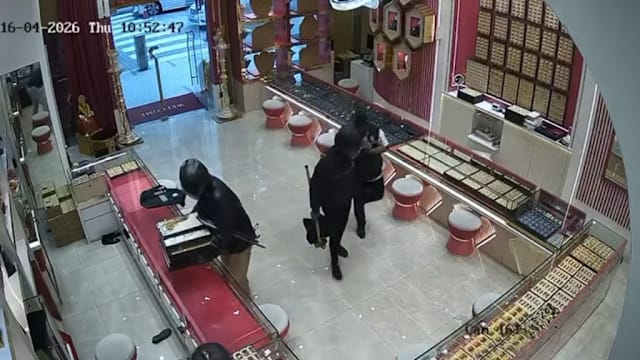 四匪持枪劫吉隆坡金店 掠逾300万元金饰