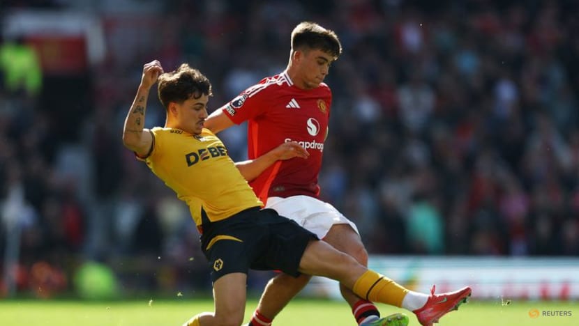 Man United domestic misery continues with loss to Wolves Man United domestic misery continues with loss to Wolves