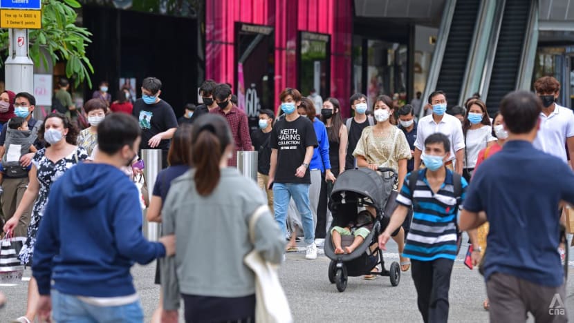 Singapore reports 4,925 new COVID-19 cases, 4 deaths