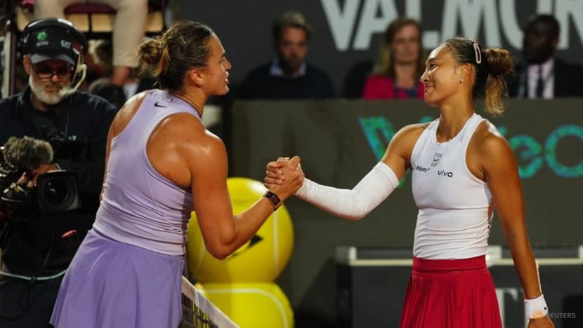 Alcaraz beats Draper at Italian Open, Sabalenka felled by Zheng Alcaraz beats Draper at Italian Open, Sabalenka felled by Zheng