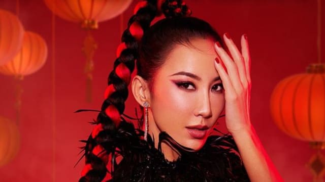 李玟开刀后全面停工休养　脚伤不担保能治癒