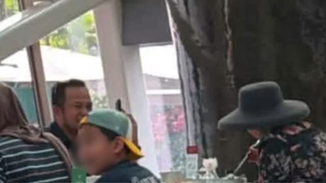 烟霾危机期间被拍到狮城酒店吃早餐 东加里曼丹省长再引议