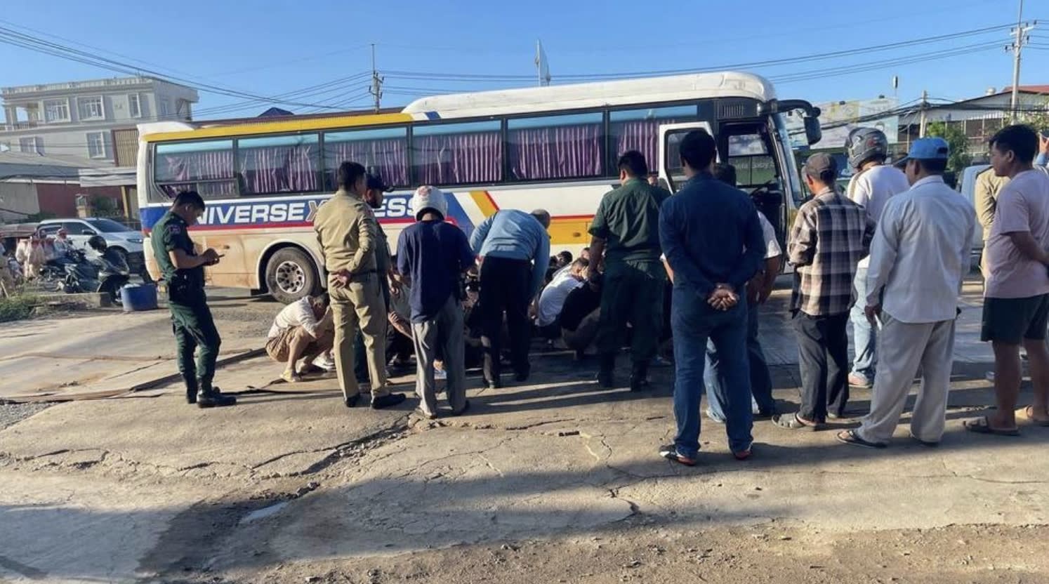 柬埔寨电诈园区转移大批“猪仔” 一人跳窗逃跑受伤被抓- 8world