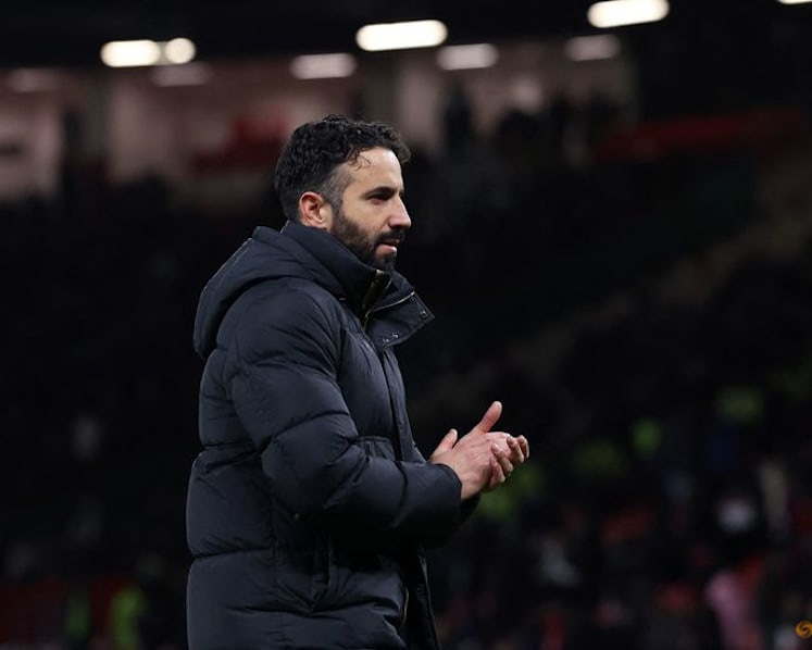 Man Utd manager Amorim defends treatment of benched Mainoo