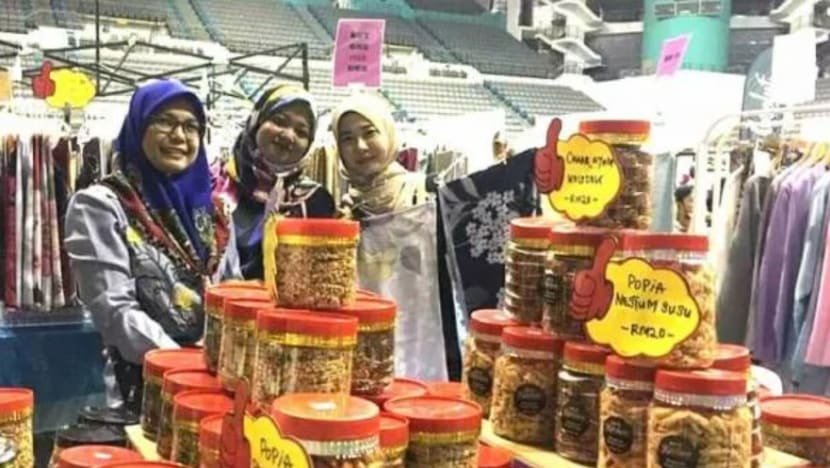 Harga kuih raya naik di M'sia namun tetap dapat sambutan