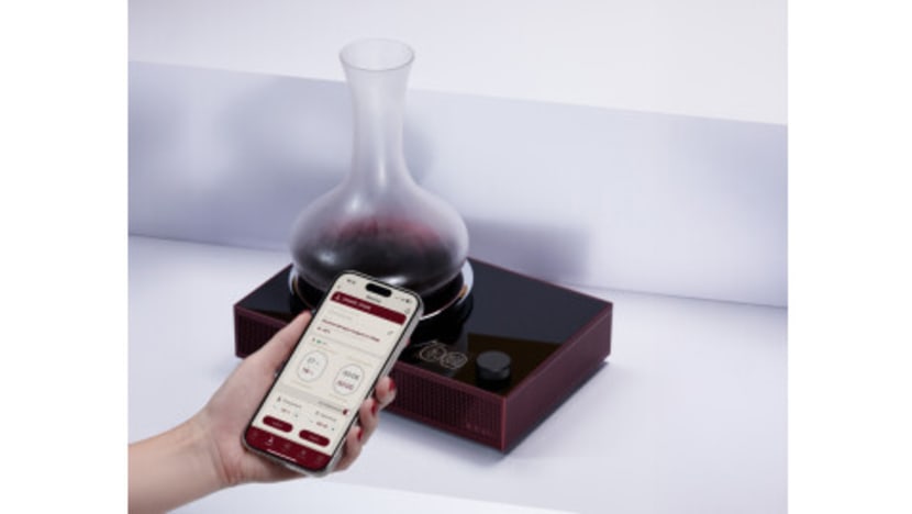 VIVANT Launches Wine App to Enable Wine Lovers with AI-Powered Sommelier Guidance