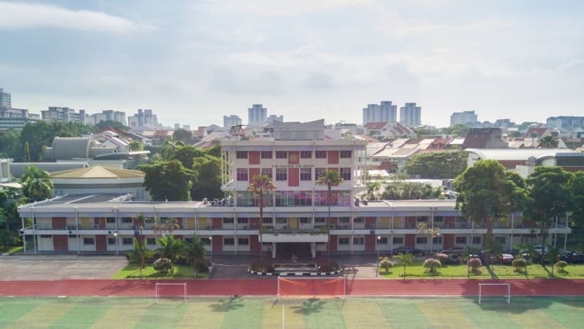 43 Temasek Junior College staff members fell ill after consuming food prepared by Chilli Api; 8 hospitalised