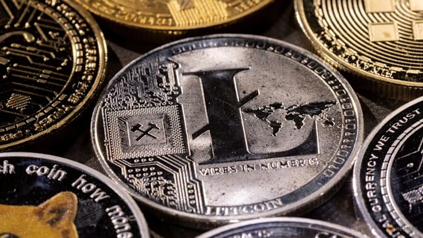 Canary Capital, Bitwise to launch first US altcoin ETFs despite shutdown