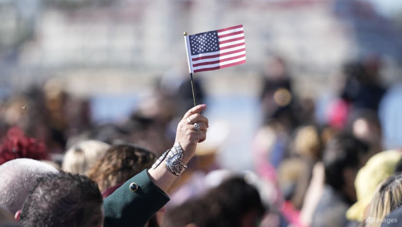 Immigration drove white, Asian population growth in US last year
