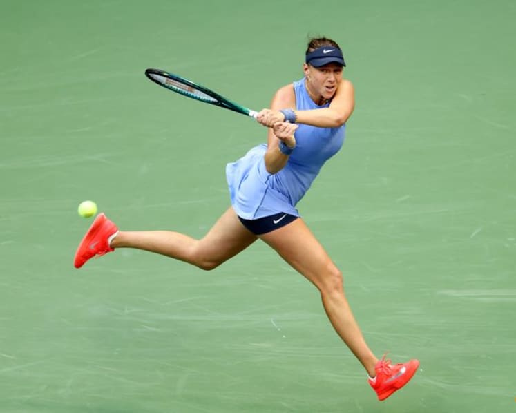 Anisimova moves past Wimbledon agony to upset Swiatek in US Open quarters
