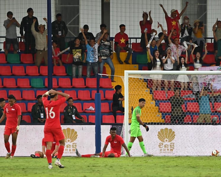 Football: Singapore suffer second SEA Games loss in 3-1 defeat by defending champions Vietnam