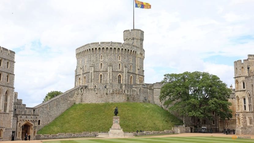 Masked men break into UK's Windsor Castle estate, The Sun reports Masked men break into UK's Windsor Castle estate, The Sun reports