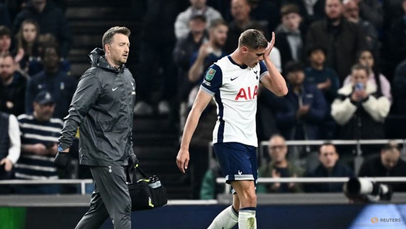 Spurs' Van de Ven out until after international break, says Postecoglou