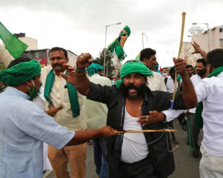 India's top court offers to mediate to end farmers' protest