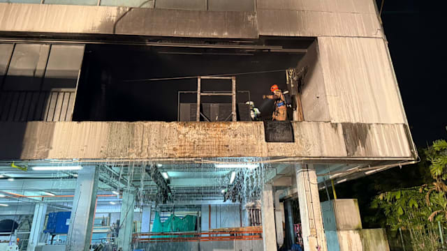 双溪加株大道工厂火患 约30人疏散 一人送院 