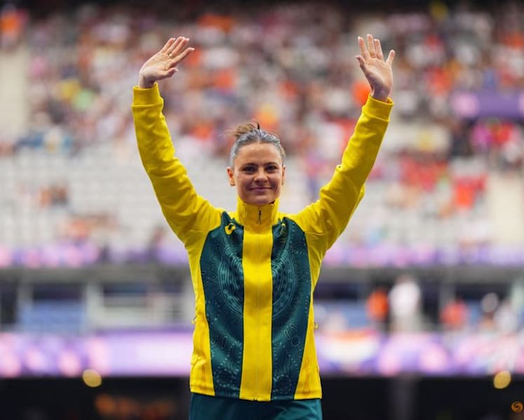 Pole vault champion Kennedy pulls out of Tokyo worlds