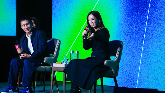 林慧玲连续2小时狂赞梁朝伟，老公真实反应曝光！