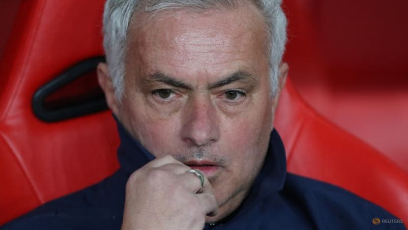 Wounded Real Madrid will be dangerous opponents, Mourinho warns Benfica