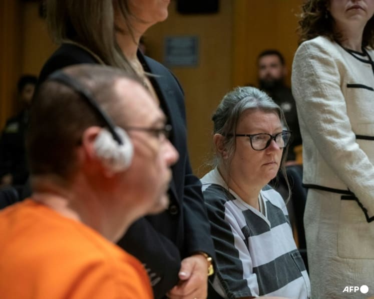 Parents of US school shooter sentenced to 10-15 years in prison