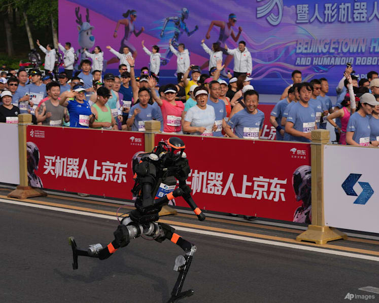 Commentary: Can robots achieve true sporting greatness?