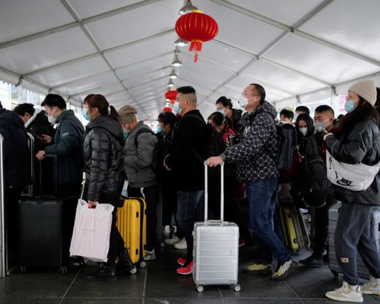 Are China's COVID-19 death figures accurate? Experts say true toll of latest wave unclear