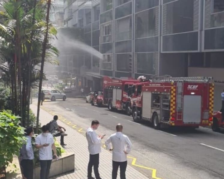 Shaw Centre fire: About 200 people evacuated, several restaurants closed