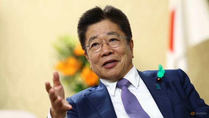 Japan says no plan to threaten Treasuries sale in US trade talks