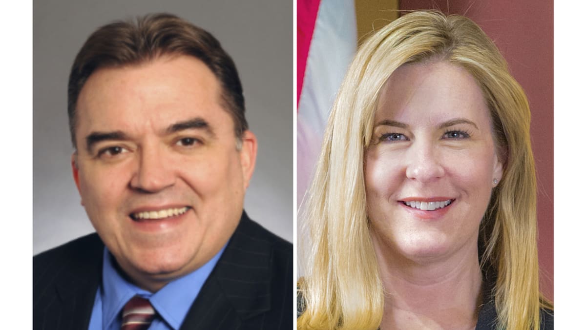 Minnesota manhunt underway for suspect in deadly shooting of Democratic state lawmakers