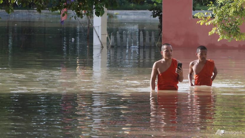 10,000 evacuated in Cambodia due to flooding; rice crop hit