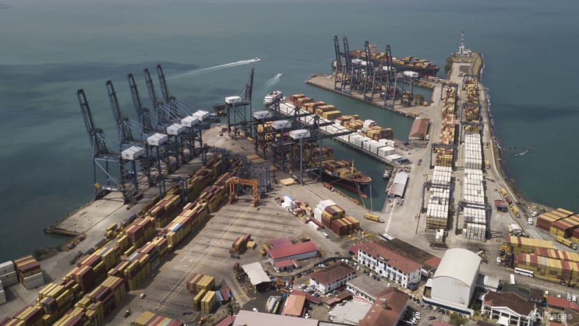 Panama Canal denies US claim of preferential crossing rights Panama Canal denies US claim of preferential crossing rights