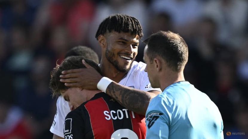Bournemouth's Scott to undergo surgery after breaking jaw during Villa loss