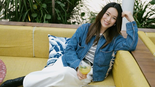 林慧玲怀孕爱逛UNIQLO！亲挑2026春夏系列3单品，挺孕肚舒适显瘦