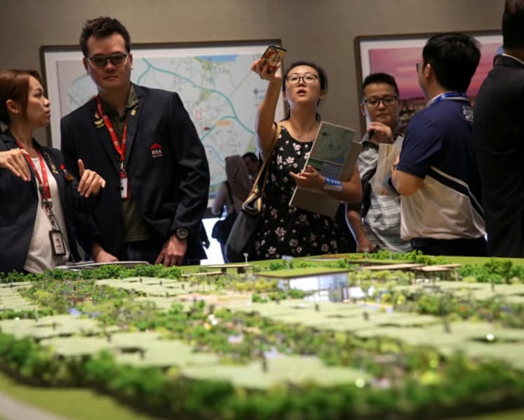 6 in 10 S'poreans think Government should regulate prices of new condos: Survey