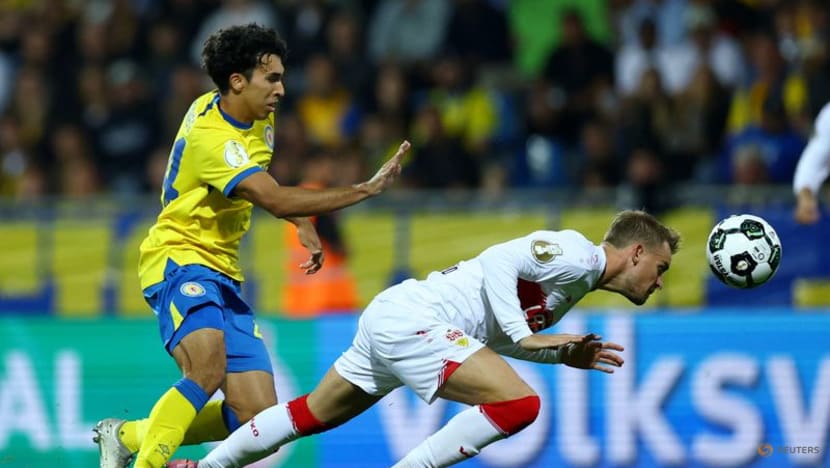 Holders Stuttgart need penalties to beat second tier Braunschweig in German Cup Holders Stuttgart need penalties to beat second tier Braunschweig in German Cup