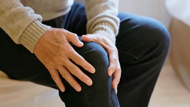 调查：患慢性病年长男性骨质疏松风险更高 仅两成接受治疗