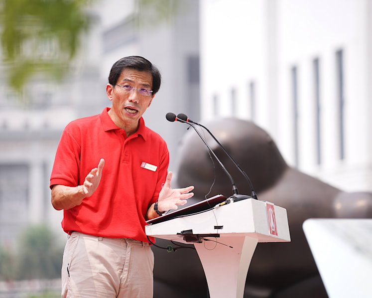 Chee Soon Juan raps Govt for getting priorities wrong