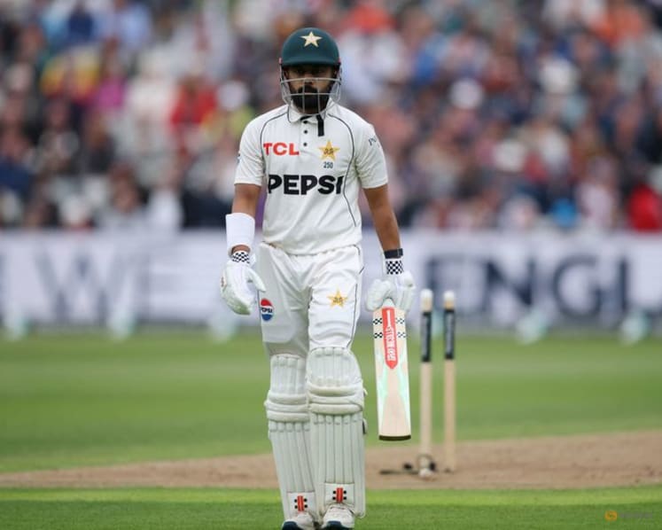 Tongue routs Pakistan as England dominate third test