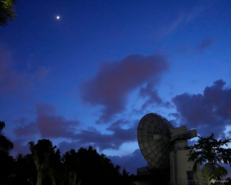 India steps up space ambitions, eyes crewed missions and space station