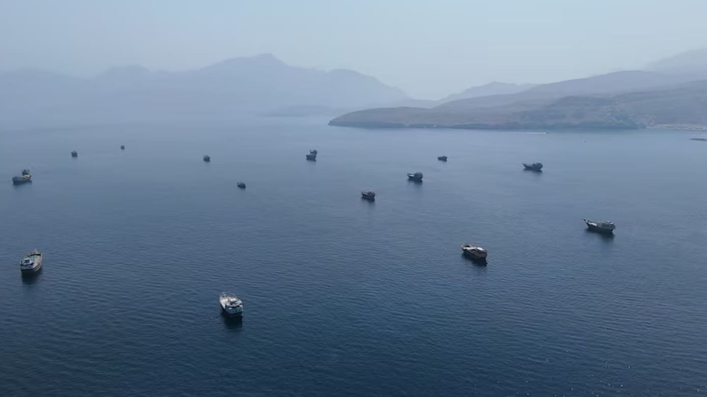 霍峡商船骤减 周一仅约五艘通行