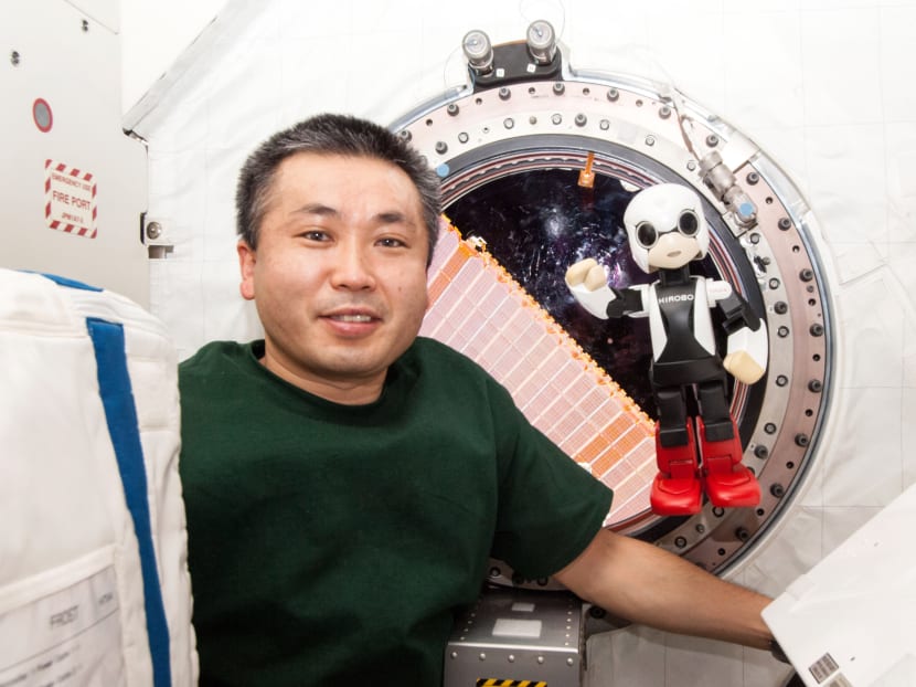 Discount first robot in space Shop