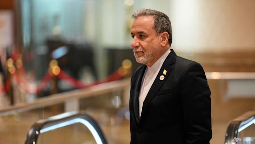 Iran FM says US willing to continue talks, open to China's help