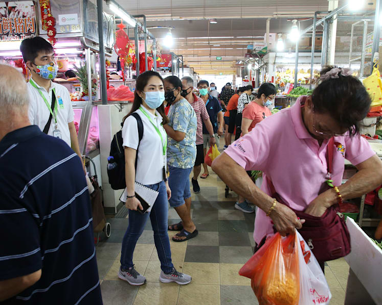 200 people caught on April 18 for breaking safe distancing rules; 80 face fines for not wearing masks