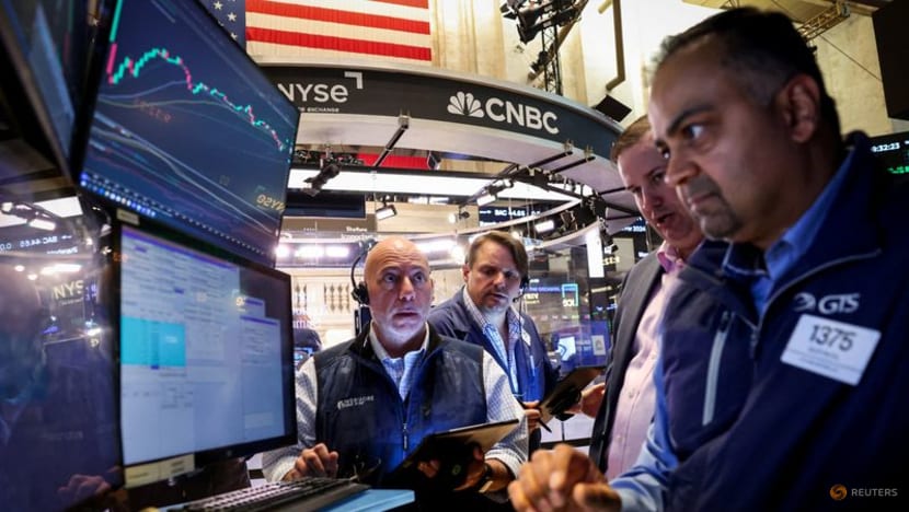US stocks end lower, crude gains as Trump-Musk row distracts from trade talks, data