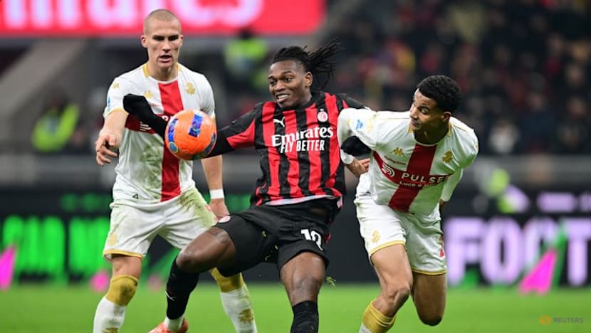 Milan salvage unbeaten run in dramatic draw with Genoa