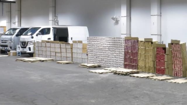 关税局起获逃税额近40万元漏税香烟 一男子被捕