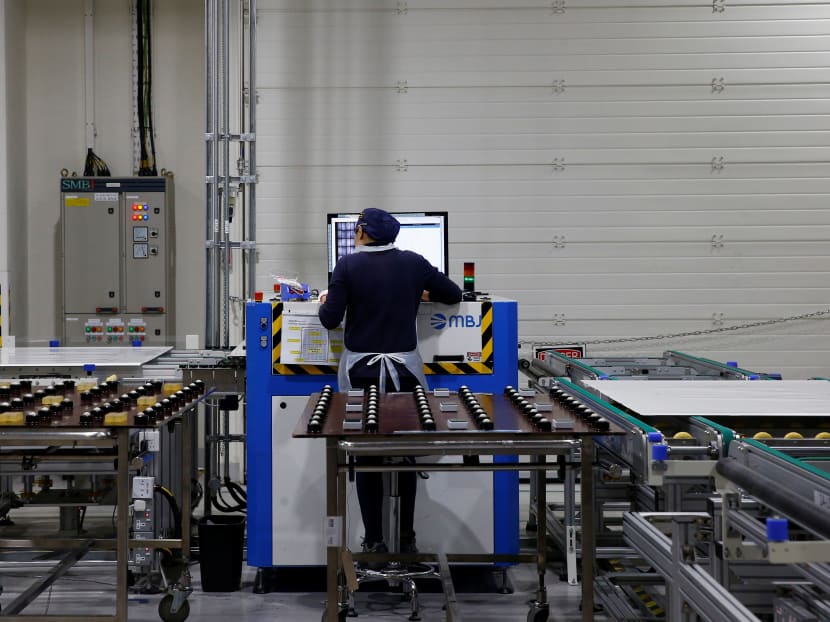 The S Pass sub-Dependency Ratio Ceiling (sub-DRC) for manufacturing will be cut from 20 per cent to 18 per cent in 2022 and to 15 per cent in 2023. The S Pass sub-Dependency Ratio Ceiling (sub-DRC) for manufacturing will be cut from 20 per cent to 18 per cent in 2022 and to 15 per cent in 2023.